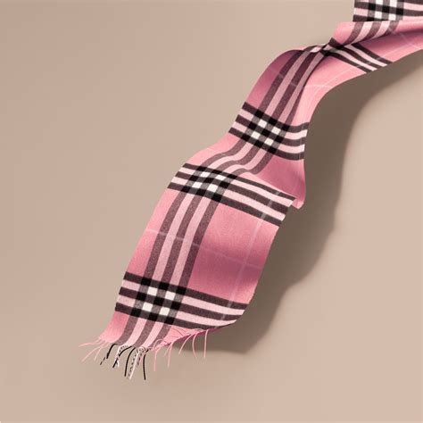 burberry scarves pink